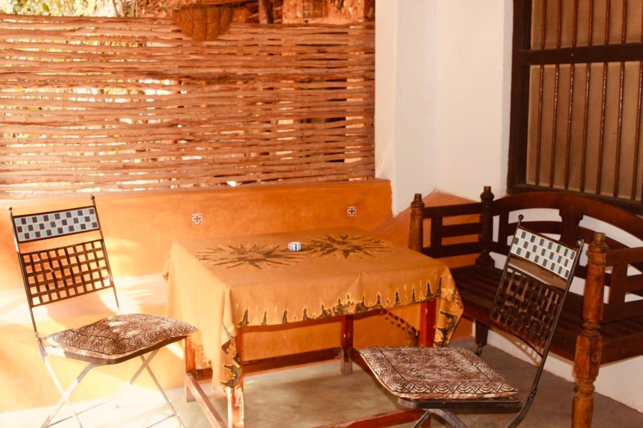 Hotel Casa Umoja Nungwi Esterno foto