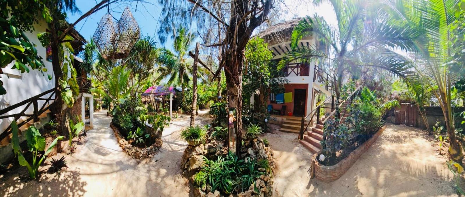 Hotel Casa Umoja Nungwi Esterno foto